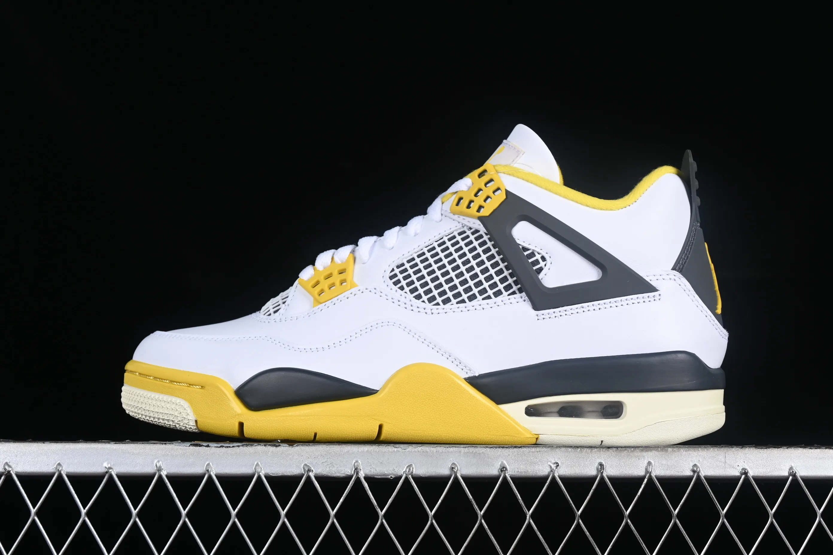 All categories Air Jordan Jordan series basketball shoes Air Jordan 4 Air Jordan 4 Retro "Vivid Sulfur" AJ4 Joe 4 White Thunder AQ9129-101